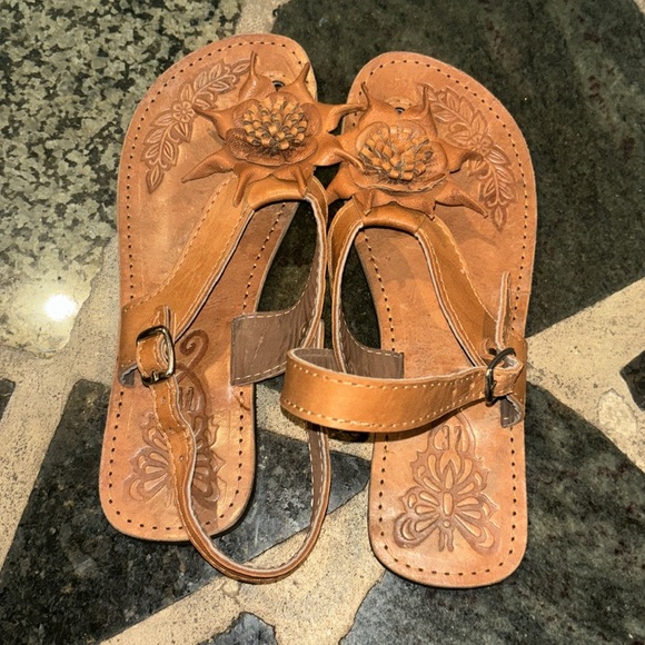 Genuine raw leather flat sandal size 37 = US 6- 6.5 - Picture 6 of 6